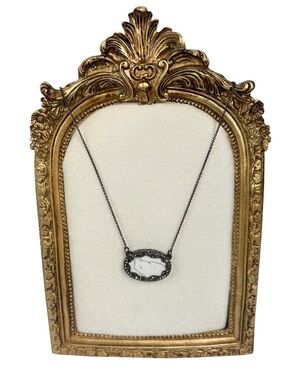 House of Harlow 1960 White Howlite Pendant Necklace  gunmetal finish.